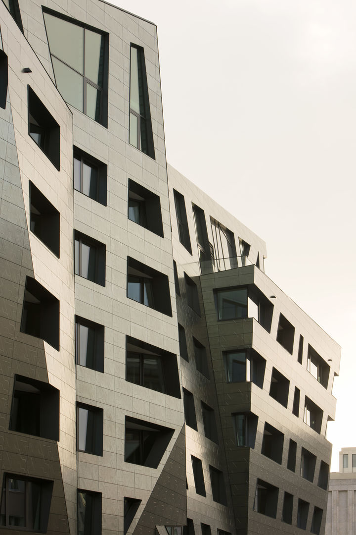 SAPPHIRE Schwartzkopffstraße