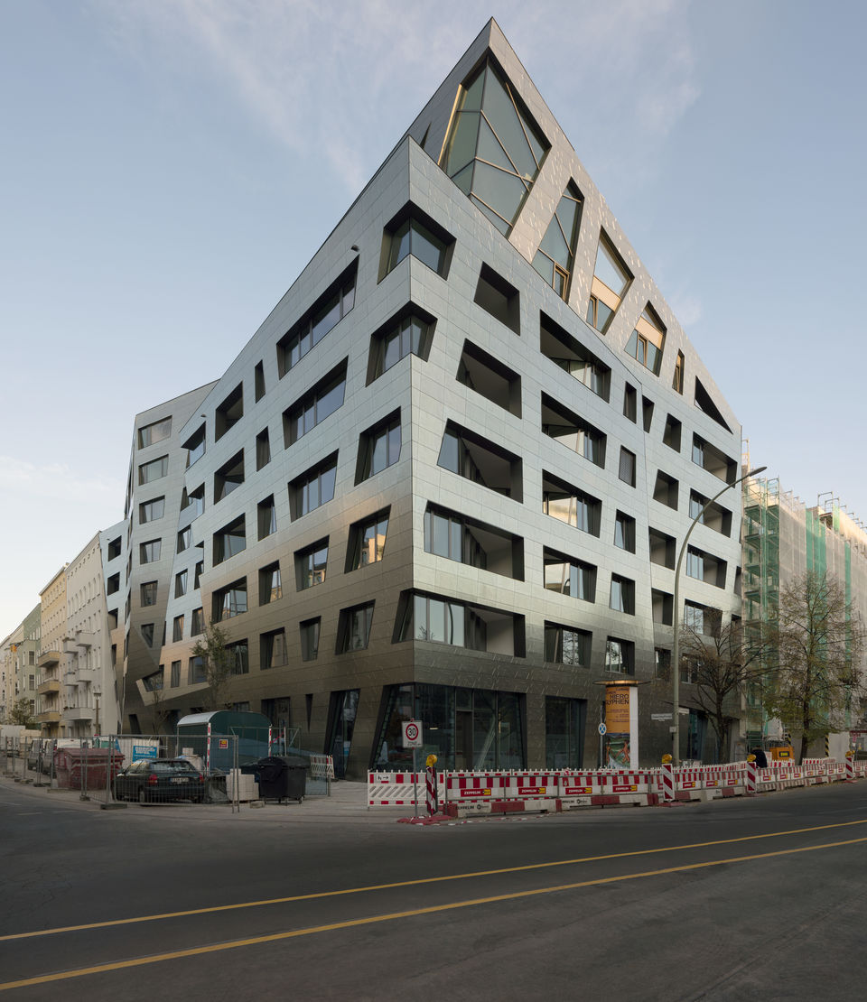 SAPPHIRE Sapphire Street-View